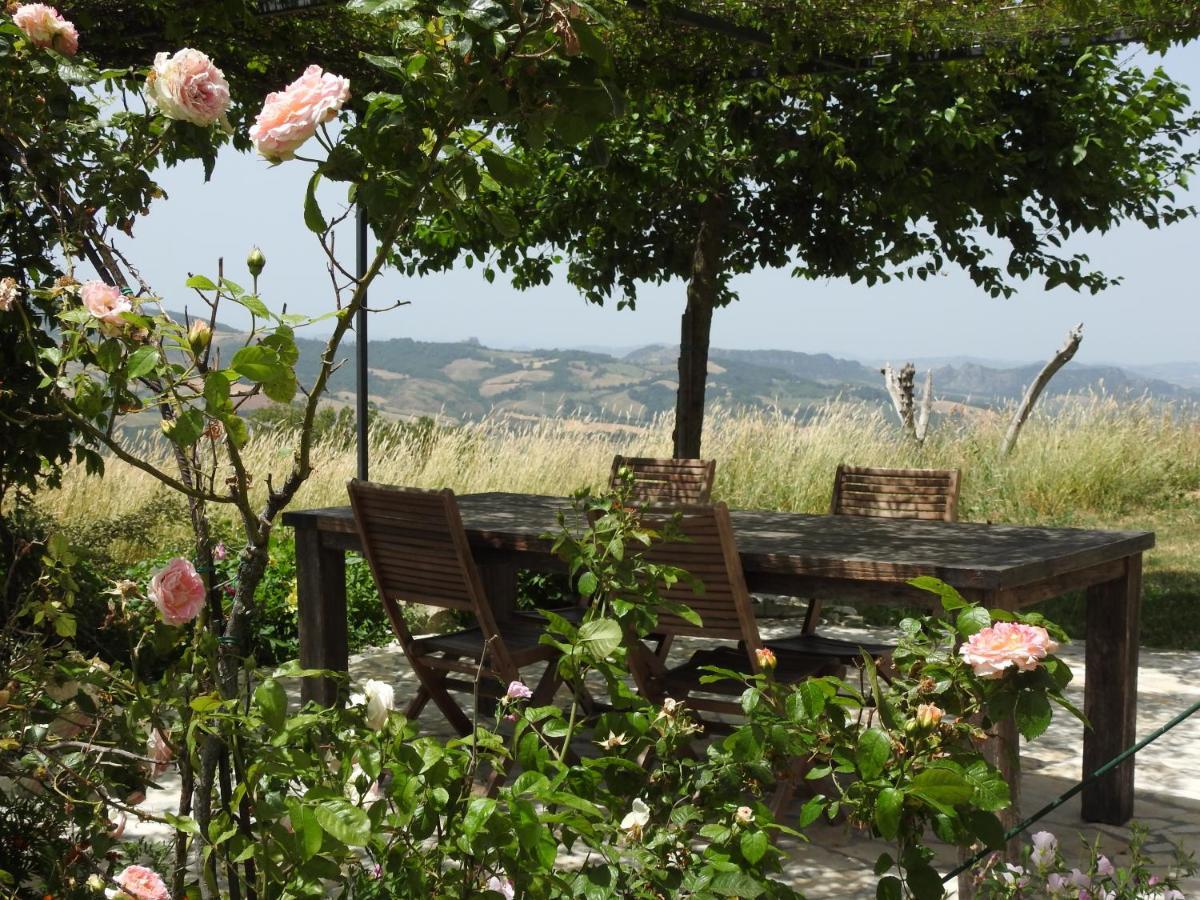 Monte Grimano Terme Casale Le Fontanelle酒店 外观 照片